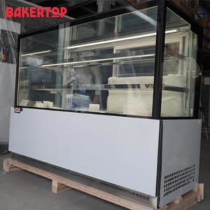 Tủ trưng bày bánh kính vuông 1m5 BAKERTOP BKRD1500